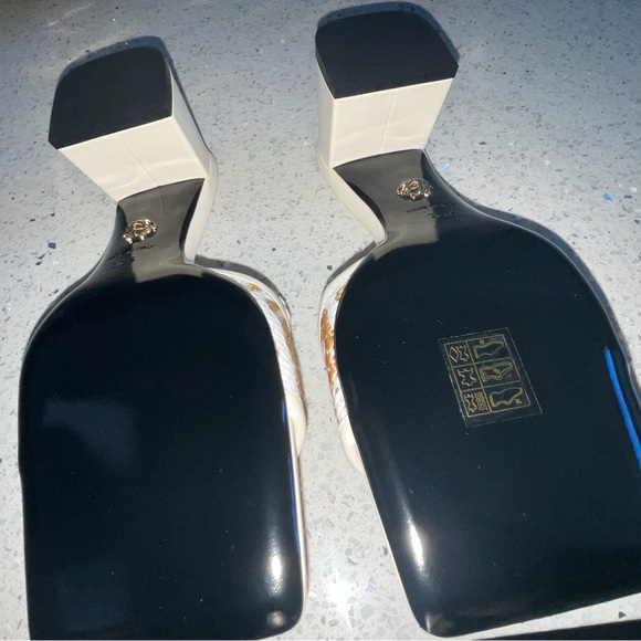 New (Authentic) Versace Cream and Gold Mules US 6.5 - Picture 11 of 11